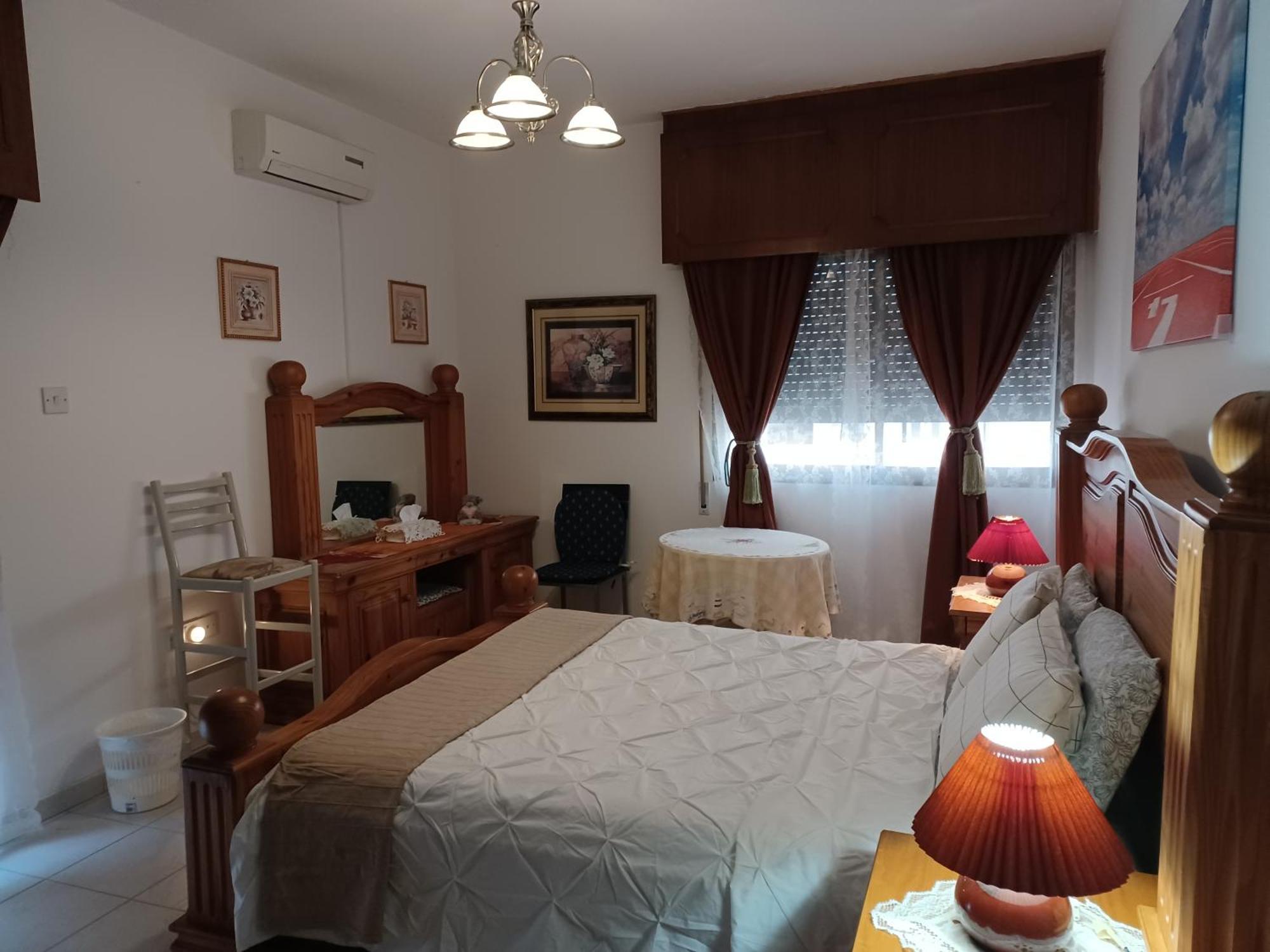 Shared Top 1St Floor Villa Limassol Habitación foto