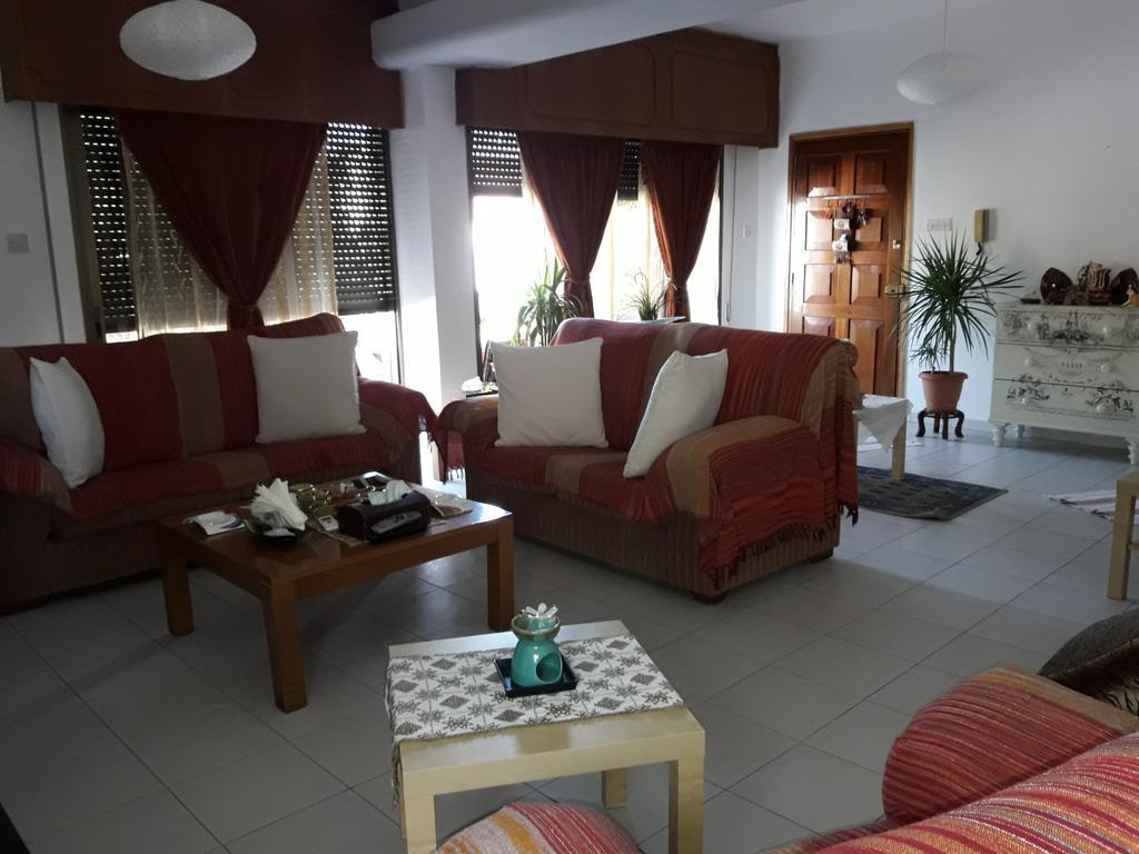 Shared Top 1St Floor Villa Limassol Exterior foto